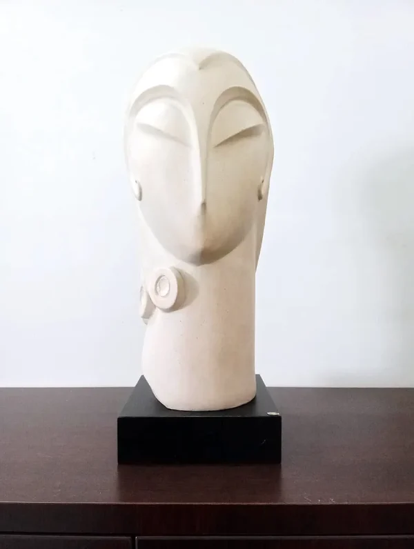AP-043 Austin crafted sculpture of Bust of Lady
